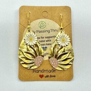 Gold sunflower earrings with white flower style 1