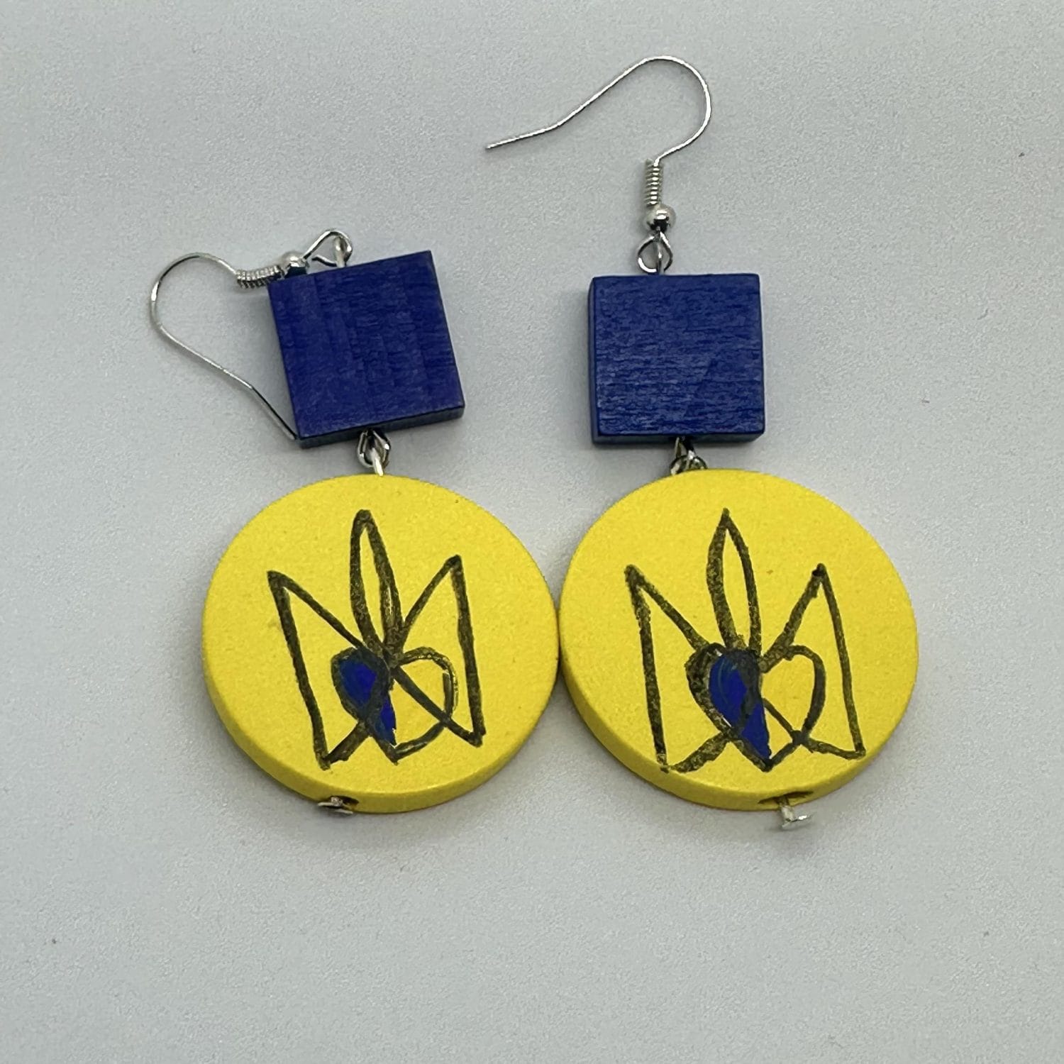 Hand-painted-ukraine-earrings-with-trident Hand painted ukraine earrings with trident style 1