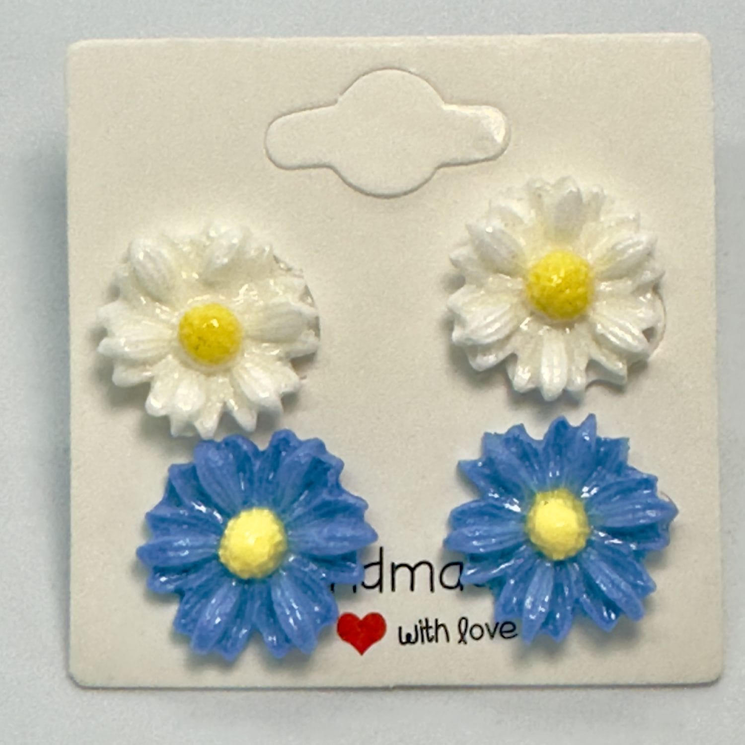 handmade-earrings-with-colorful-flowers