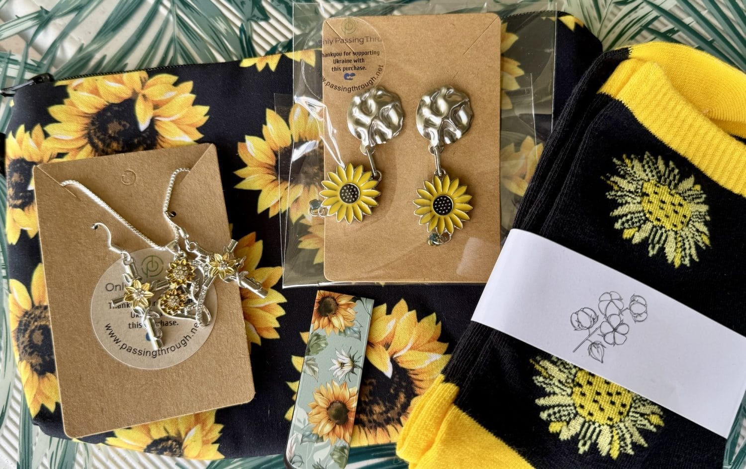 Sunflower-Gift-Pack-Jewellery-socks-purse Sunflower Gift Pack- Jewellery, socks, purse
