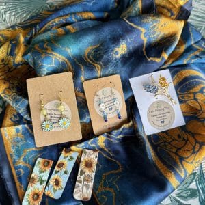 Luxury Gift Pack Jewellery and Silky Shawl