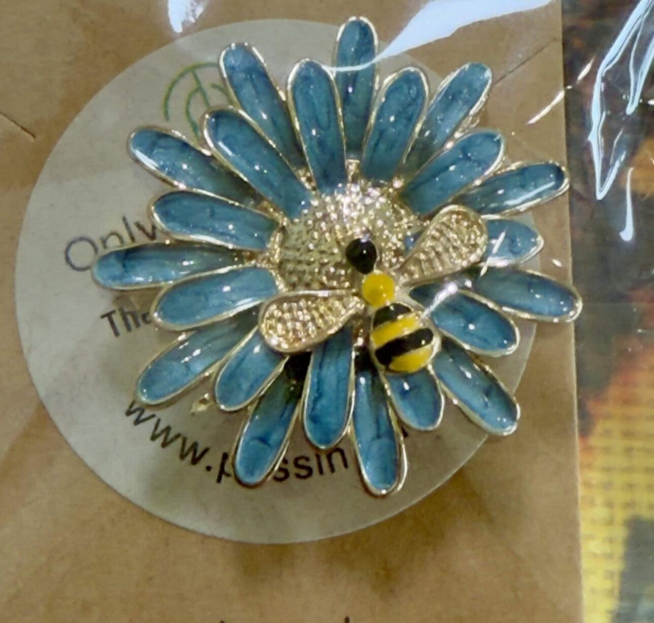 Stunning ‘Bee on a Blue Flower’ brooch