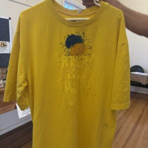 #SupportUkraine Handpainted Made in Ukraine Bravery Shirt size 18